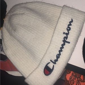 White champion hat size S